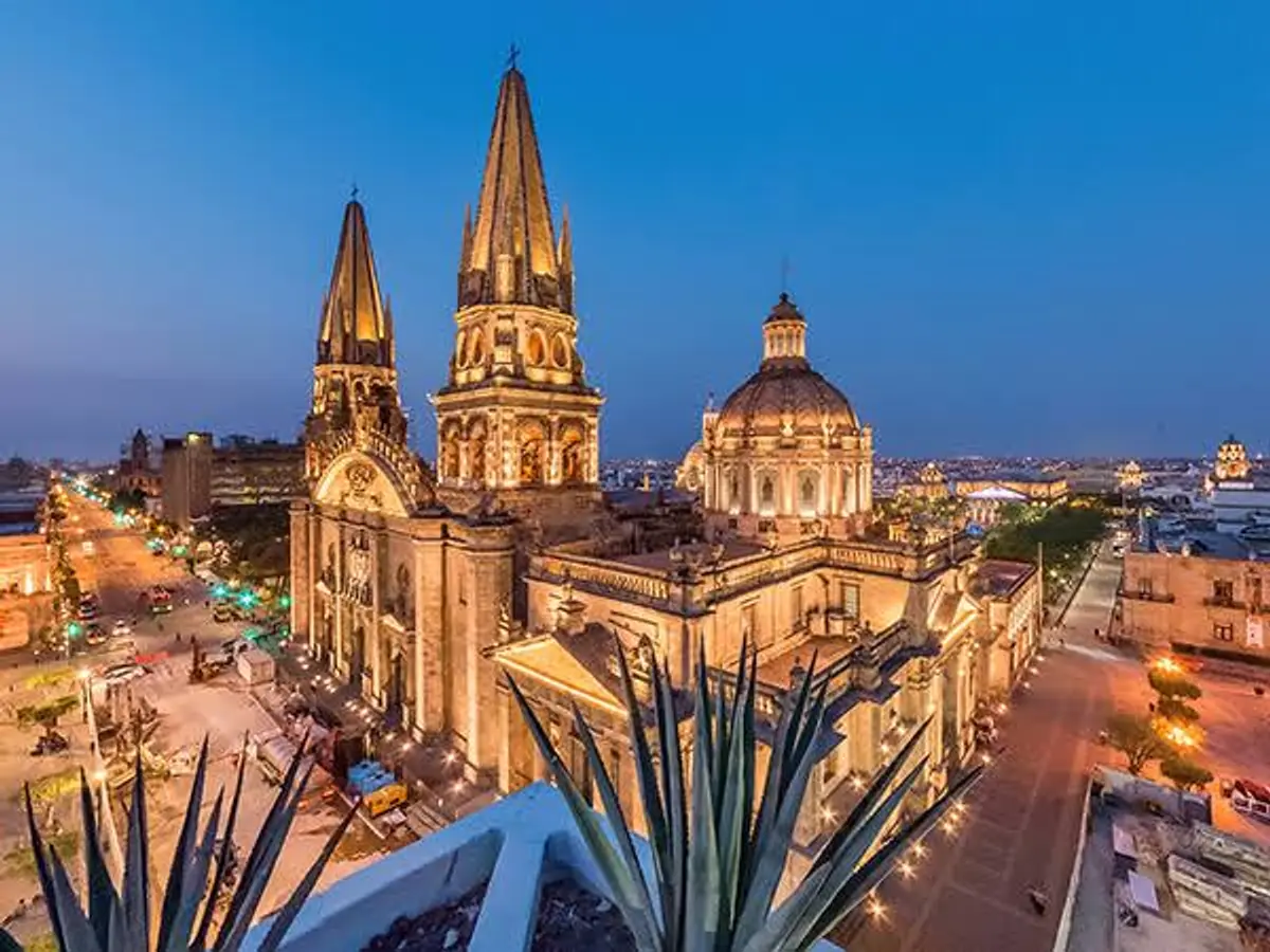 Tour por la Ciudad de Guadalajara 5