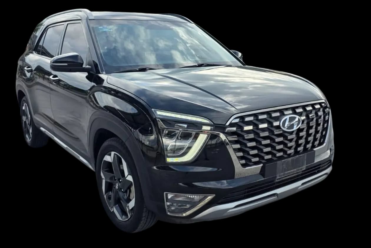 Grand Creta for rent in Guadalajara, 6 passengers